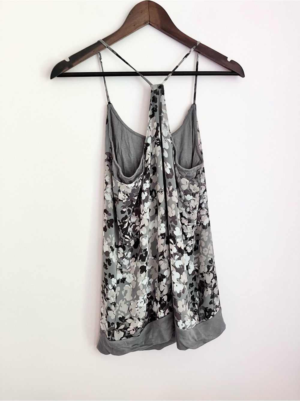 Express Y2K Layered Cowl Neck Tank - Picture 3 of 6